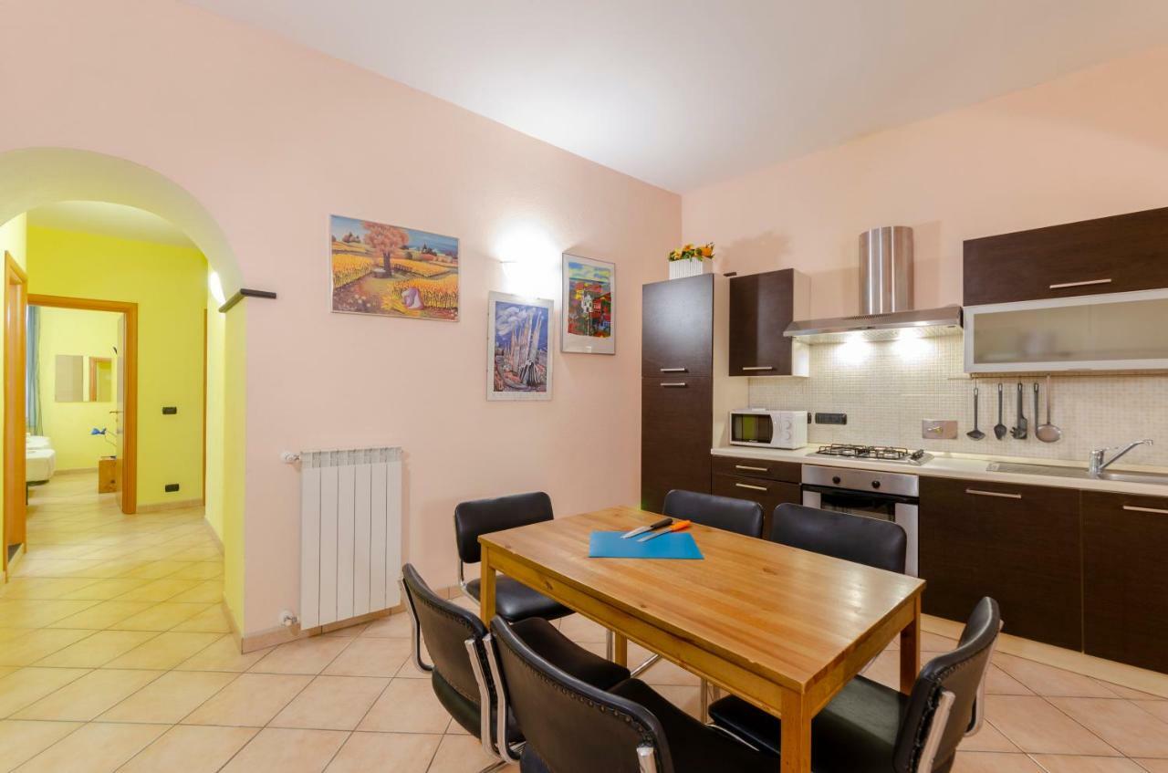 Apartmán Joivy Warm Family Apt Near Porto Antico Janov Exteriér fotografie
